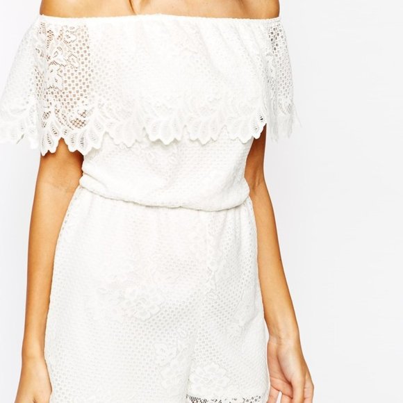 ASOS Lipsy London Off Shoulder Lace Romper US 2 - Picture 5 of 6